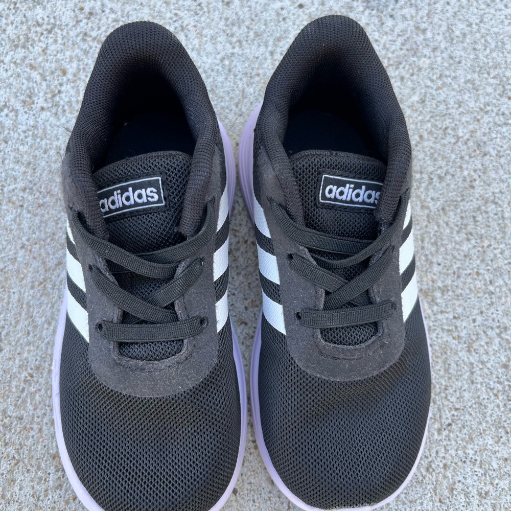 Adidas Toddler Shoes. Size 8. Excellent condition.
